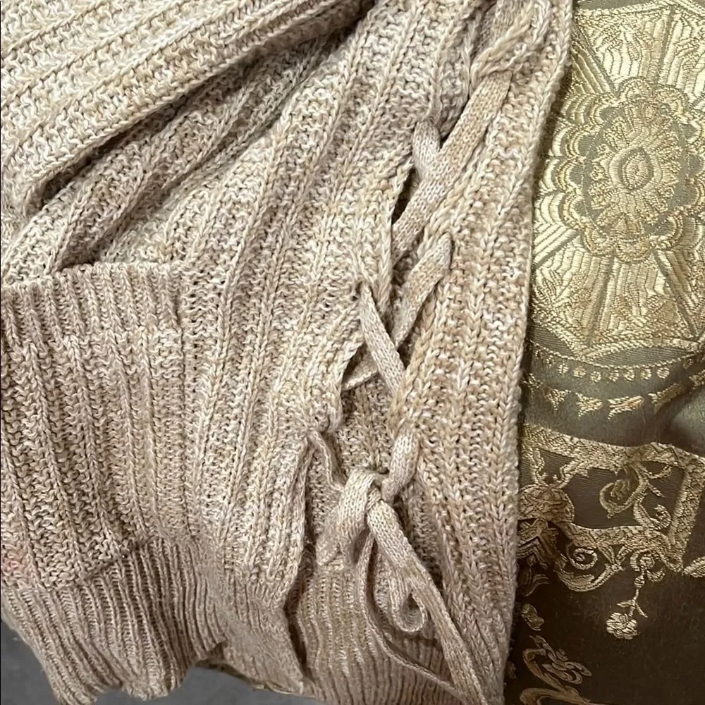 Cozy Cream Sweater - Picture 3 of 6